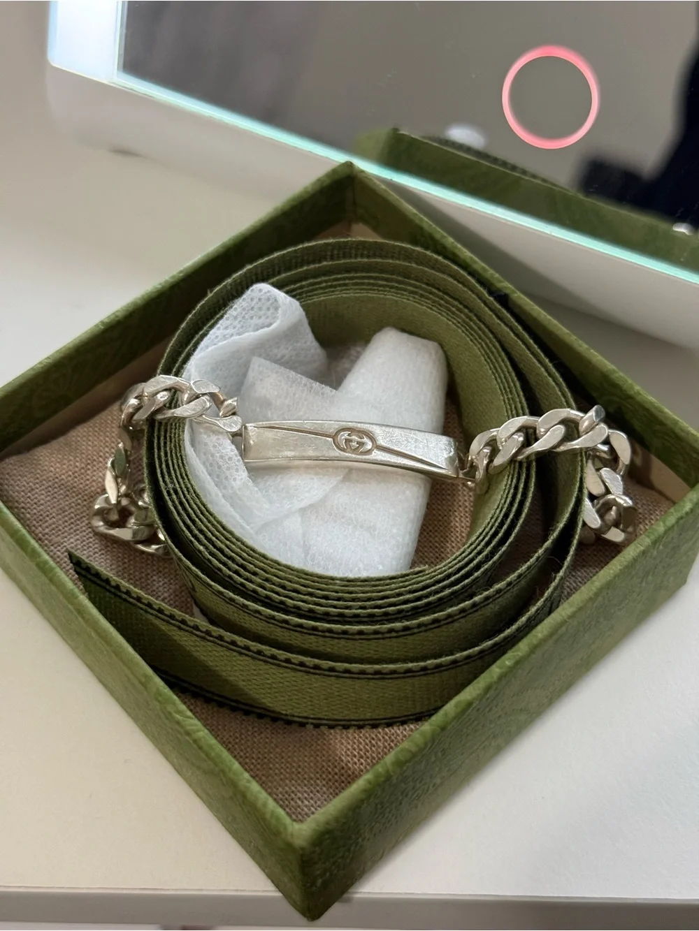 Authentic Gucci Diagonal Interlocking G Bracelet Style : 774054 J8400 8106